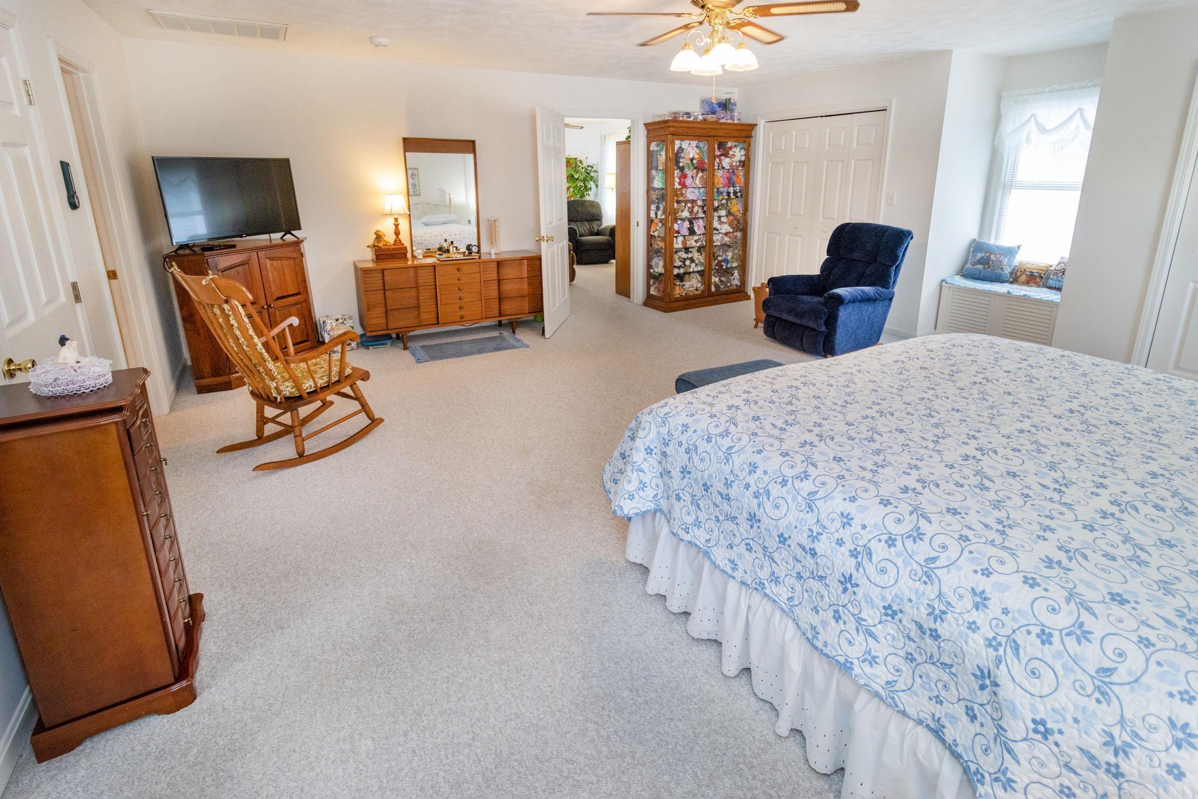 823 West Mill Road Evansville, IN 47710 - Photo 11 of 23 Gallery Image 11