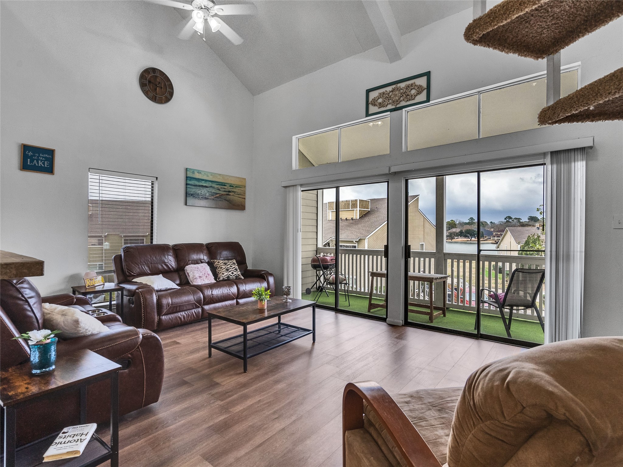 174 April Point Drive South Conroe, TX 77356 - Photo 14 of 38 a living room with furniture