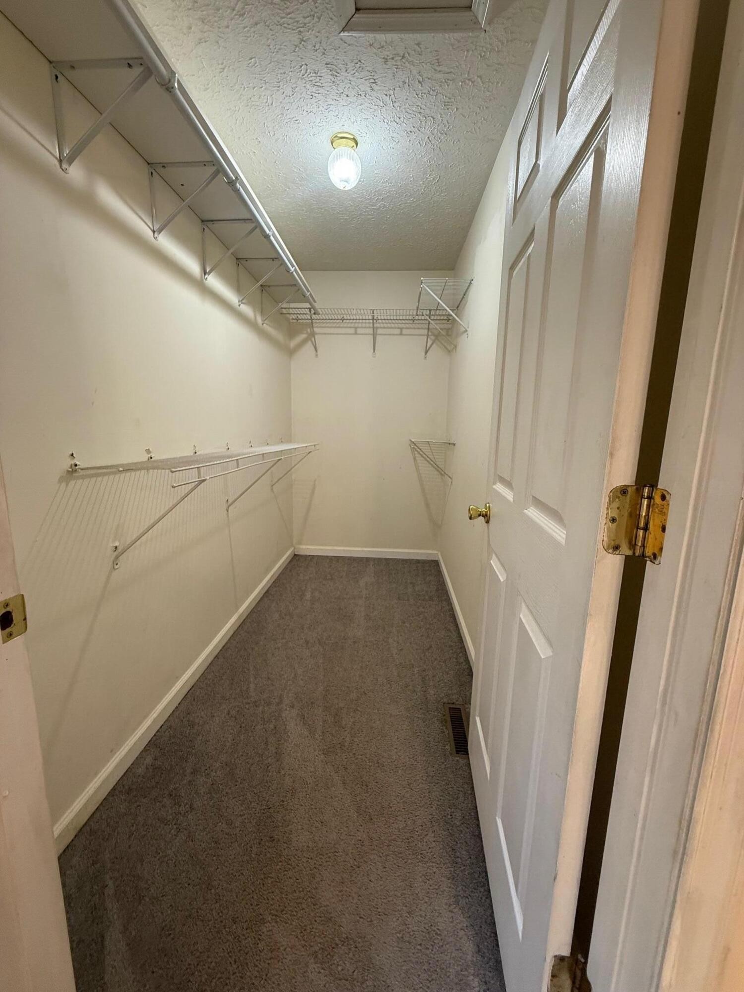 322 Signal Drive Rossville, GA 30741 - Photo 12 of 17 a view of a hallway