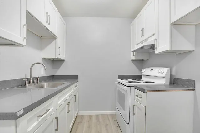 $2,700,000 | 233 West I Street, Los Banos, CA 93635