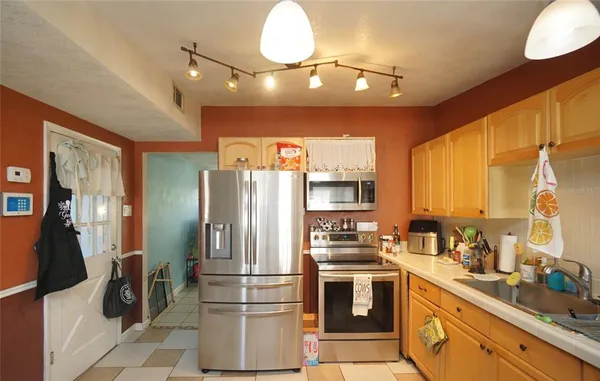 $1,650 | 3716 North 52nd Street, Tampa, FL 33619