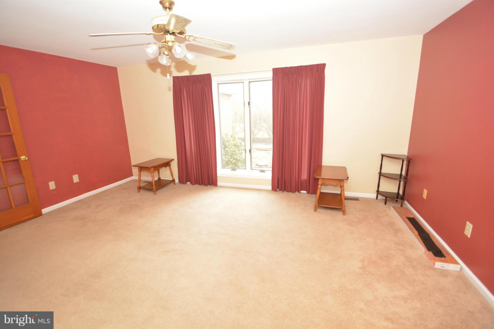 175 Cowan Road Port Deposit, MD 21904 - Photo 12 of 30 Living Room