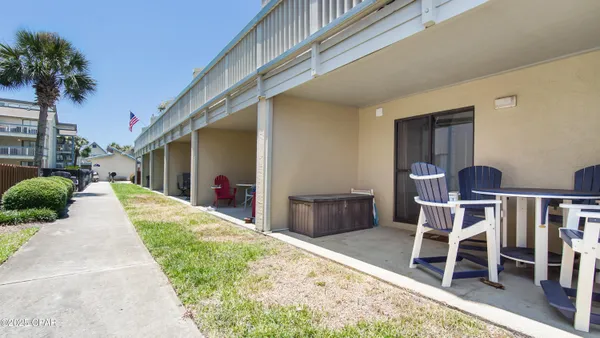 $279,000 | 6829 Thomas Drive, Unit 306, Panama City, FL 32408