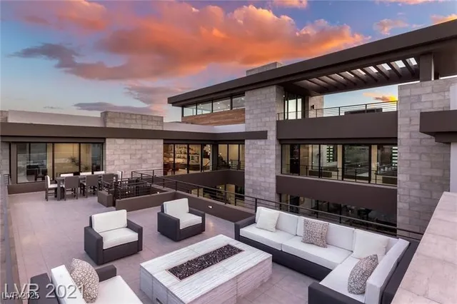 $59,500 | 4 Soaring Bird Court, Las Vegas, NV 89135