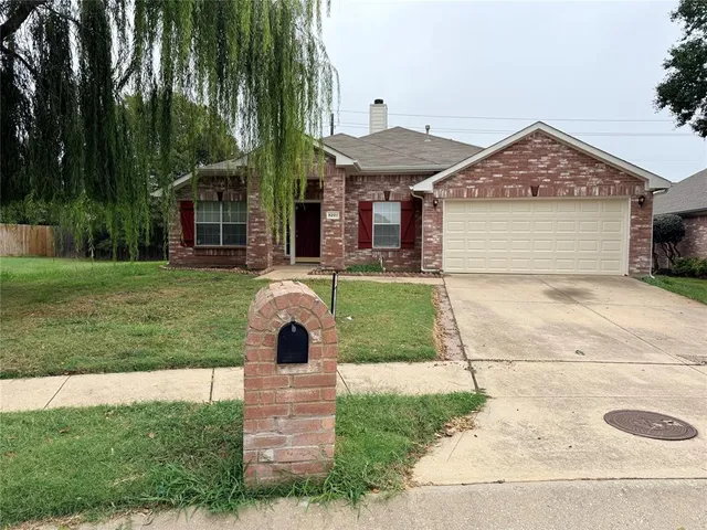 $2,400 | 8201 Charter Bend, Denton, TX 76210