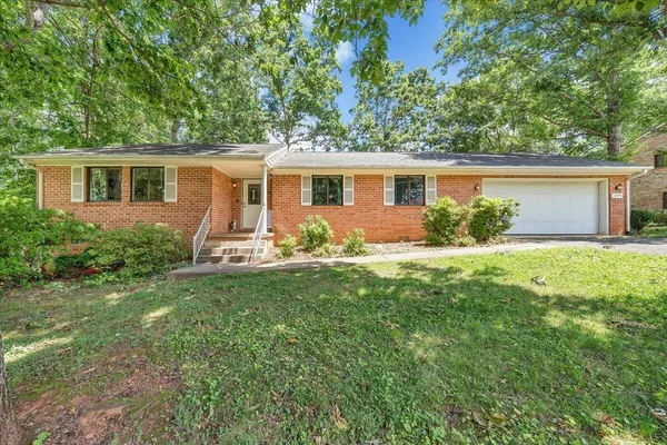 $270,000 | 1097 Meadowbrook Drive, Bedford, VA 24523