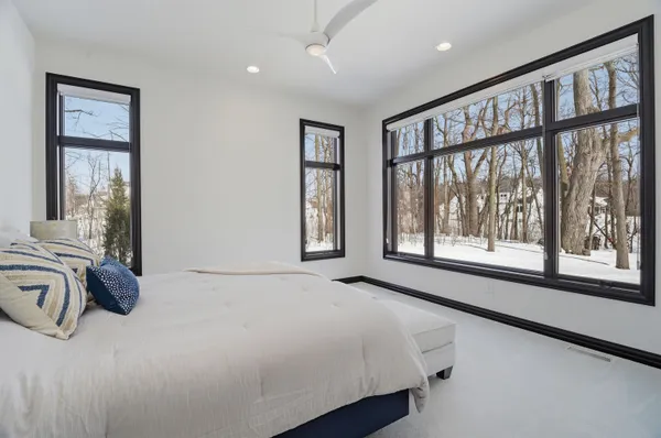 $859,900 | 945 Woodcrest Heights Drive, Menasha, WI 54952