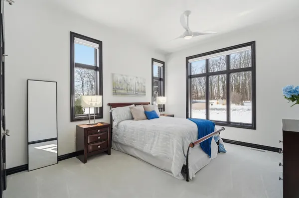 $859,900 | 945 Woodcrest Heights Drive, Menasha, WI 54952