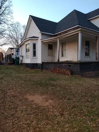$72,500 | 203 Poplar Street, Gaffney, SC 29341