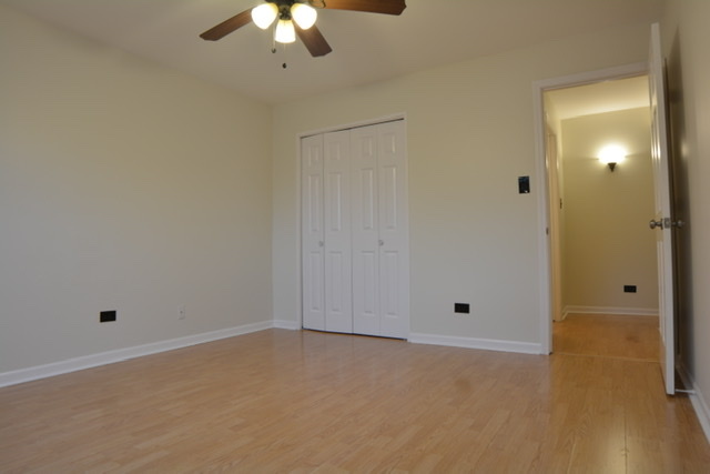 8251 South Roberts Road, Unit 1D Bridgeview, IL 60455 - Photo 14 of 18