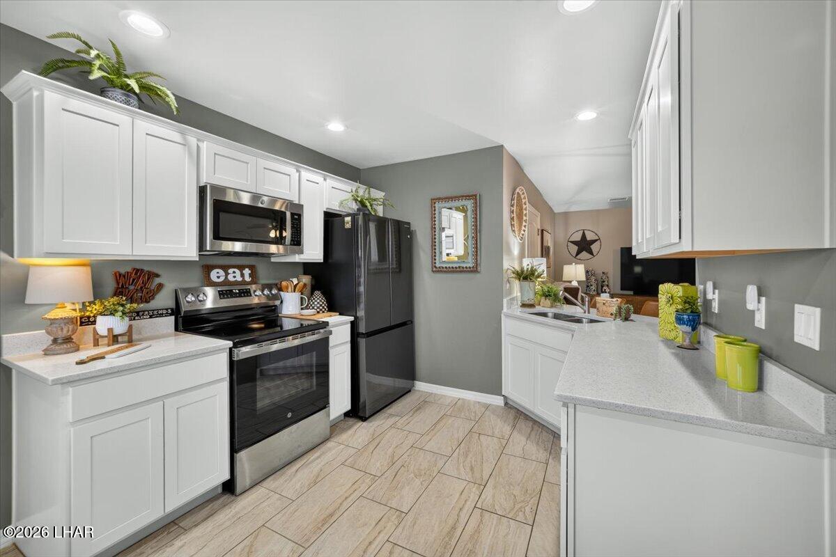 4579 North Van Nuys Road Kingman, AZ 86409 - Photo 9 of 50 17-4579 N Van Nuys Rd Kingman, AZ-17