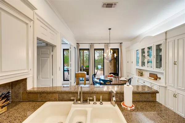 $599,900 | 3160 Stacy Lane, Paris, TX 75460