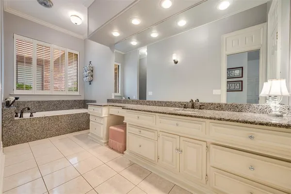 $599,900 | 3160 Stacy Lane, Paris, TX 75460
