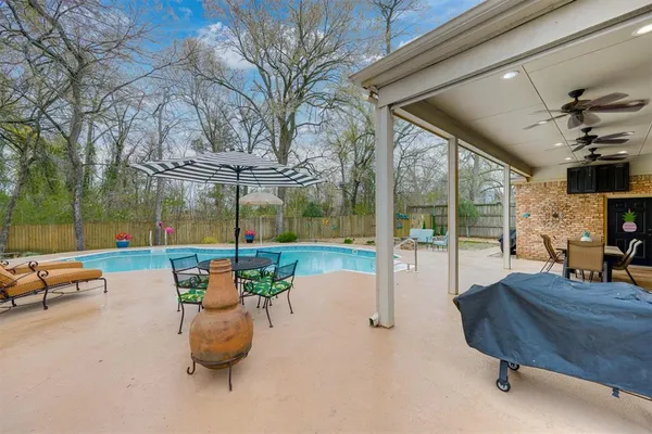 $599,900 | 3160 Stacy Lane, Paris, TX 75460