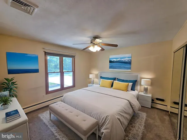 $385,000 | 1 Mistletoe Lane, Levittown, PA 19054