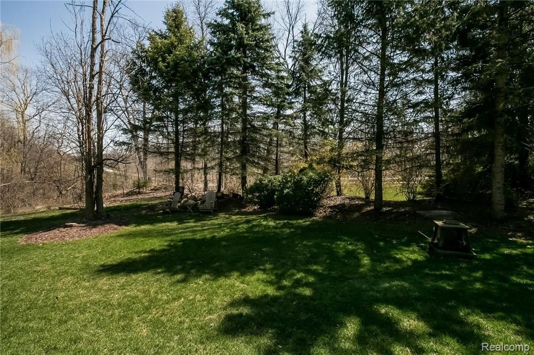 1622 Chase Drive Rochester, MI 48307 - Photo 55 of 55 055-2621794-medium.jpg