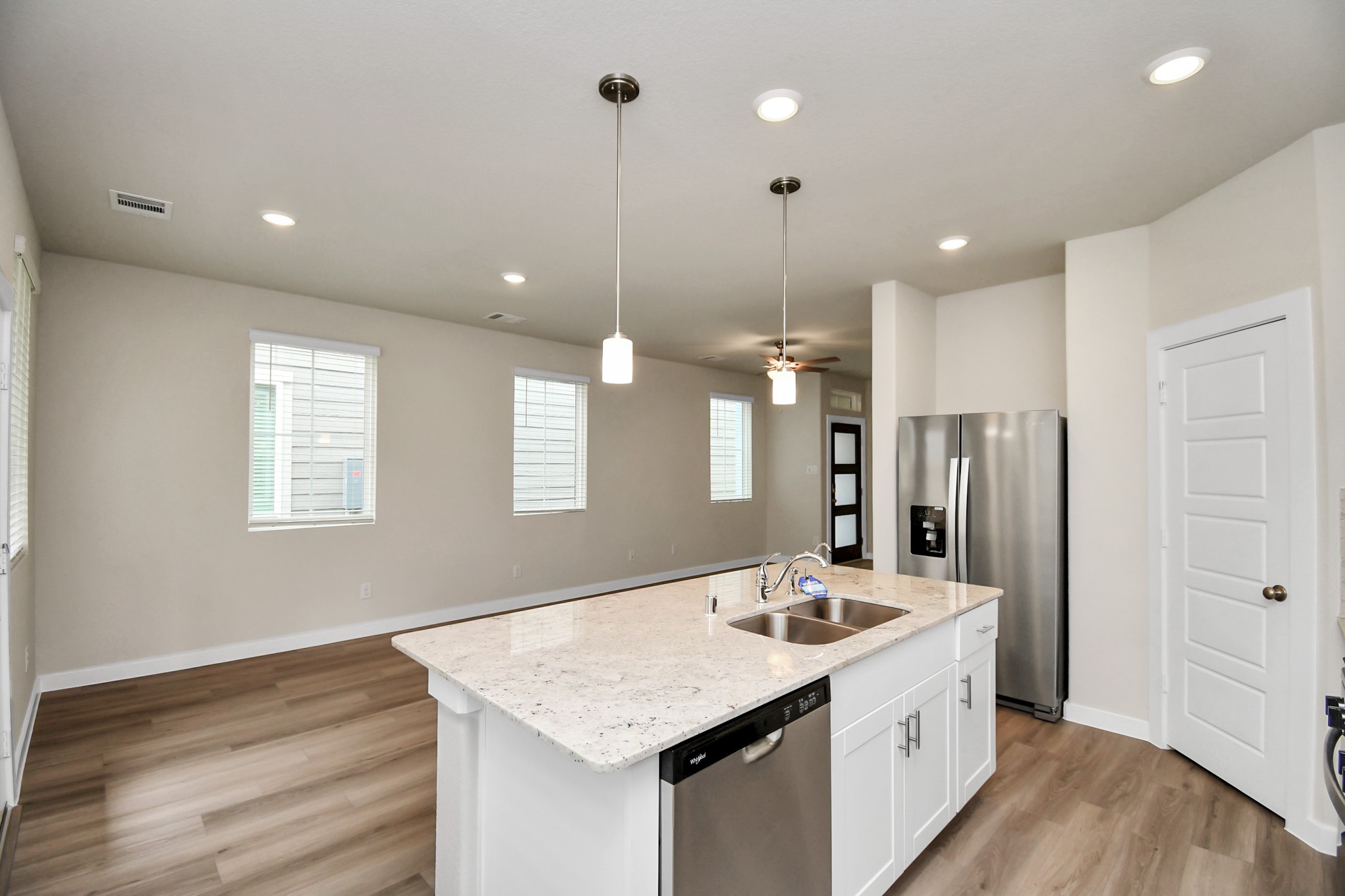 8408 Rising Stream Drive Houston, TX 77063 - Photo 19 of 39