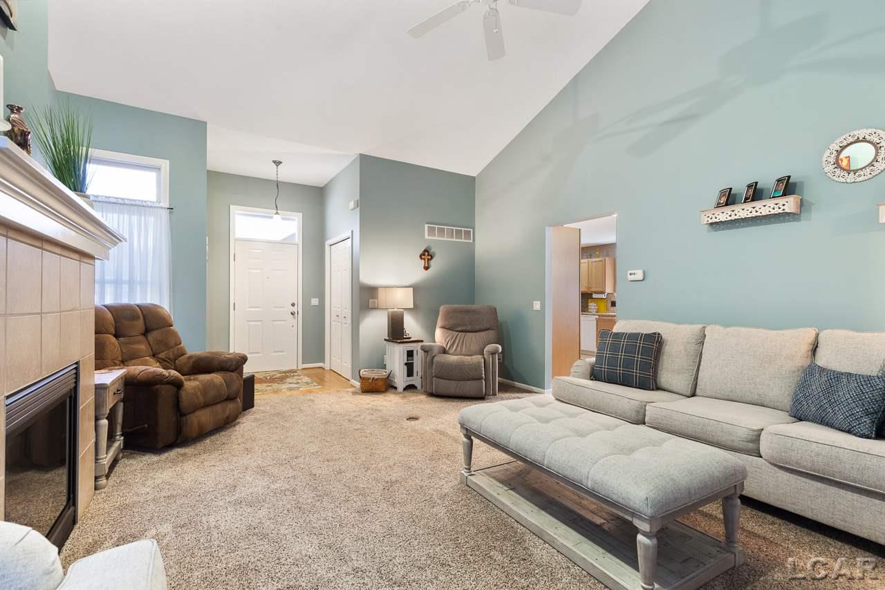 527 Ridge Lane Tecumseh, MI 49286 - Photo 27 of 36 50019334-26.JPG