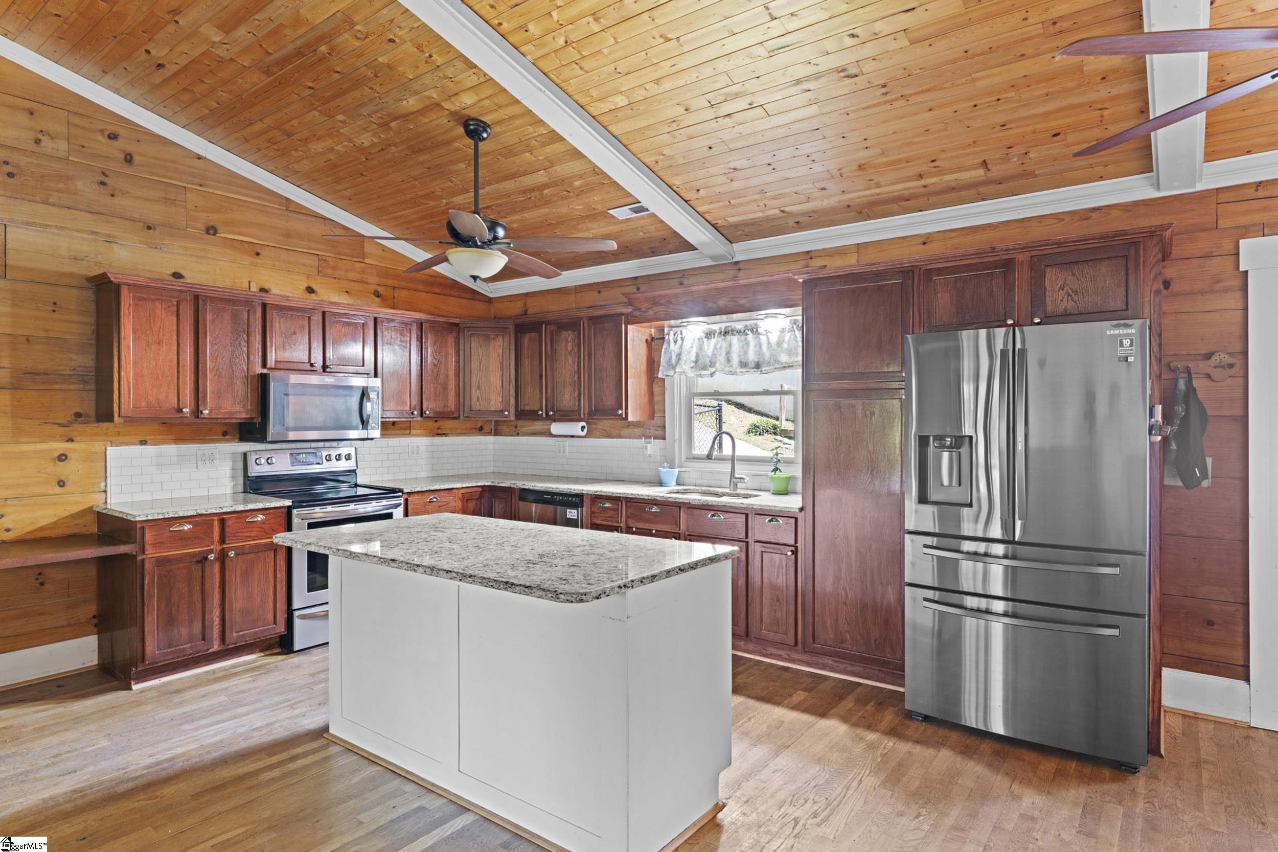 221 Rowland Road Anderson, SC 29625 - Photo 8 of 41 Gallery Image 8