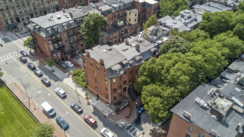 55 East Springfield Street, Unit 2 Boston, MA 02118 - Photo 20 of 22 an aerial view of a city with lots of residential buildings