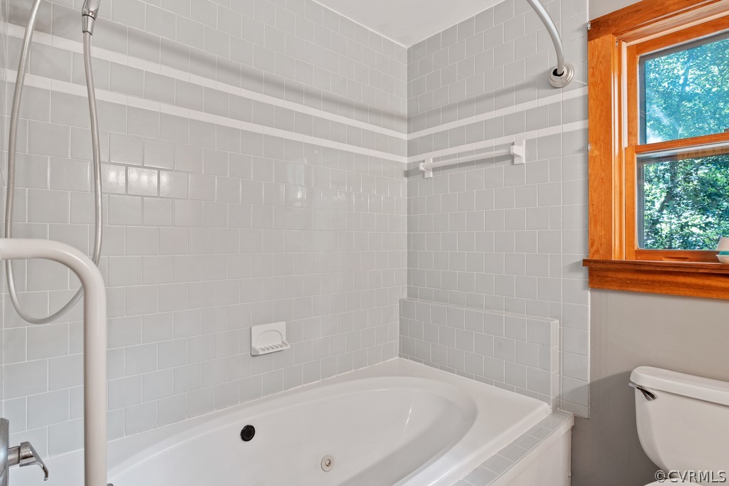 7160 Old Roxbury Road Quinton, VA 23141 - Photo 23 of 47 Apartment bath
