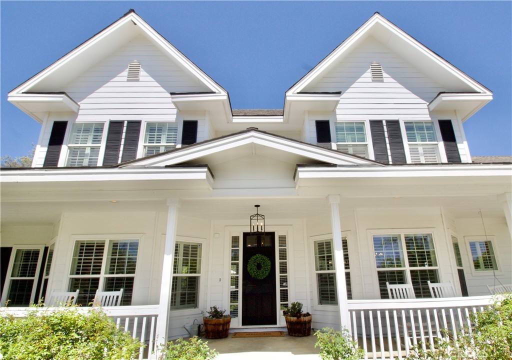 35159 El Dorado Road Lake Elsinore, CA 92530 - Photo 4 of 72 front view of a brick house