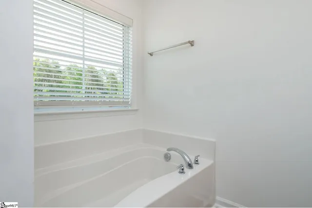 $2,590 | 18 Thorne Street, Fountain Inn, SC 29644