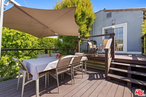 $1,895,000 | 825 South Stanley Avenue, Los Angeles, CA 90036