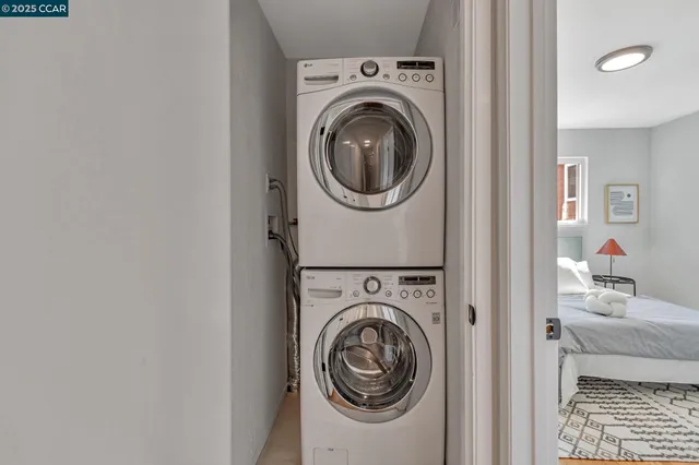 $899,000 | 3620 Harbor View Avenue, Oakland, CA 94619