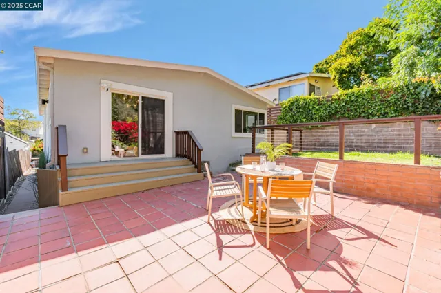 $899,000 | 3620 Harbor View Avenue, Oakland, CA 94619