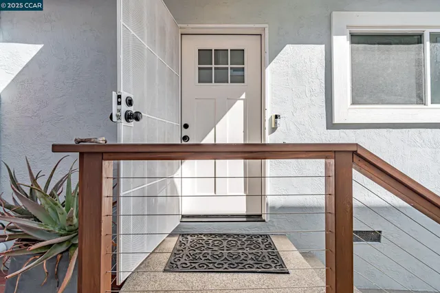 $899,000 | 3620 Harbor View Avenue, Oakland, CA 94619