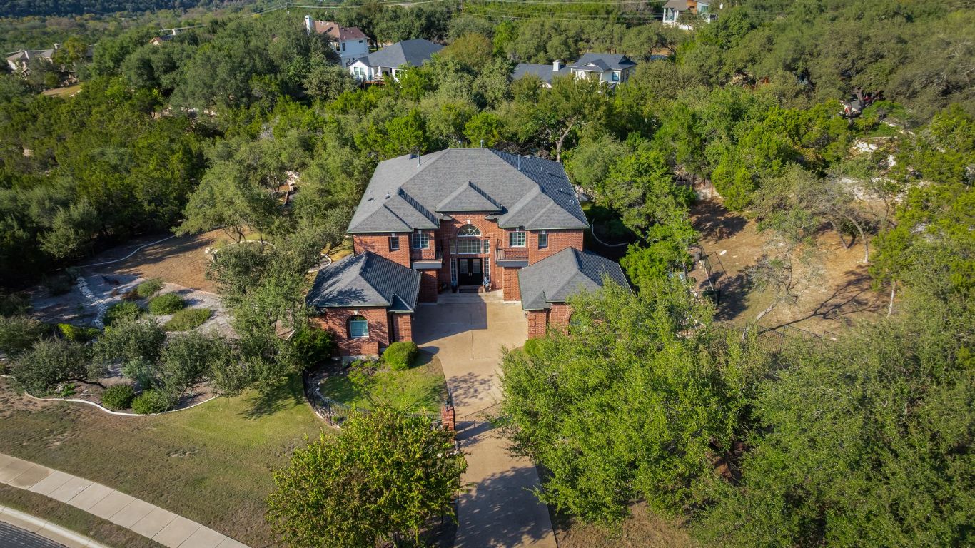 13612 Flat Top Ranch Road Austin, TX 78732 - Photo 38 of 40