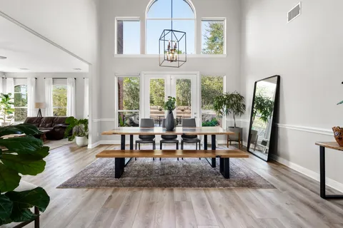 $1,595,000 | 13612 Flat Top Ranch Road, Austin, TX 78732