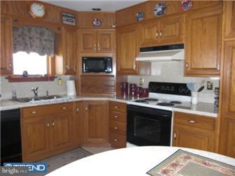 369 Lobachsville Road Oley, PA 19547 - Photo 7 of 12 Kitchen