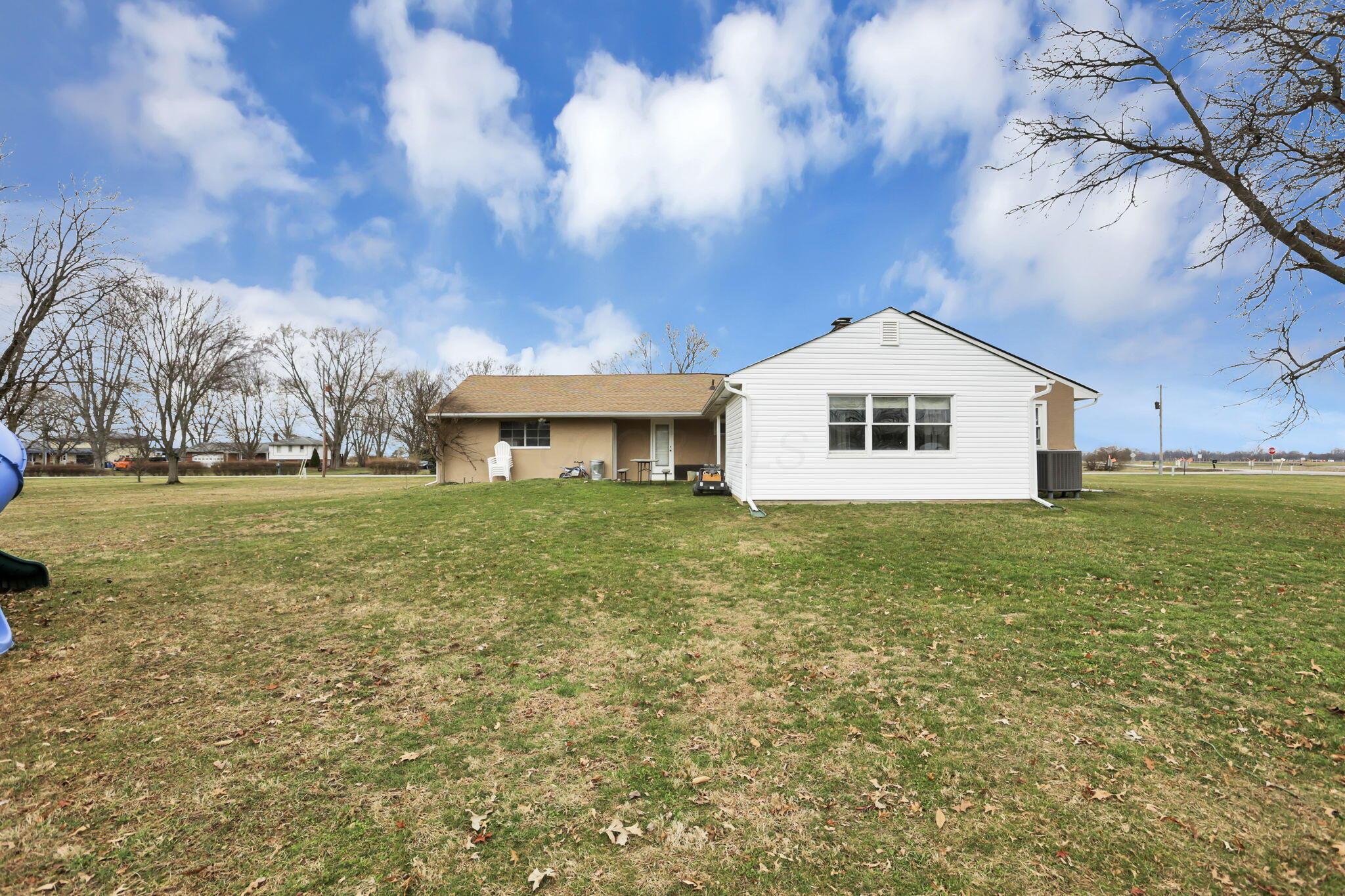 535 Murnan Road Galloway, OH 43119 - Photo 47 of 57 57-web-or-mls-LO5A9899