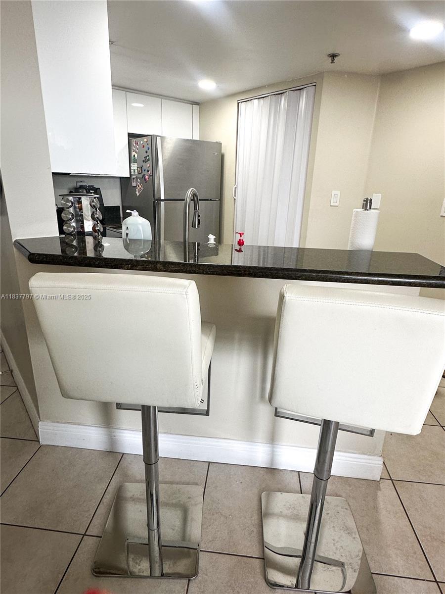 2351 Douglas Road, Unit 702 Miami, FL 33145 - Photo 11 of 22 Gallery Image 11