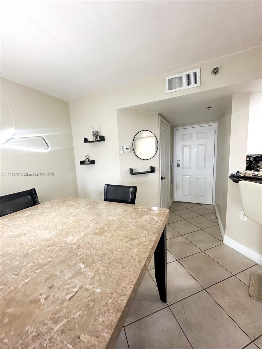 2351 Douglas Road, Unit 702 Miami, FL 33145 - Photo 17 of 22 Gallery Image 17