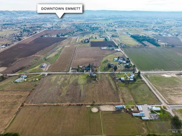 $1,449,000 | 970 West Black Canyon Highway, Emmett, ID 83617