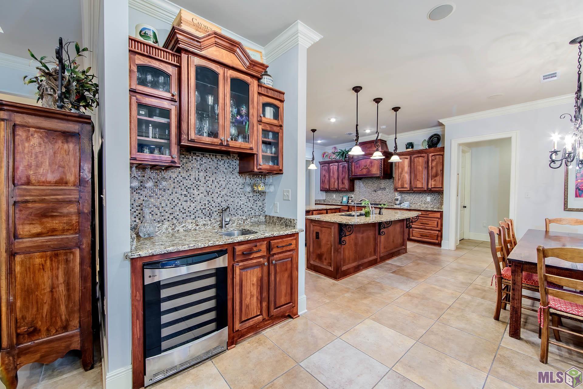 411 Keystone Loop Houma, LA 70360 - Photo 4 of 18