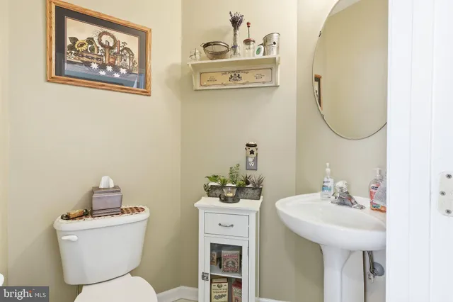 $725,000 | 4525 Deep Glen Way, Doylestown, PA 18902