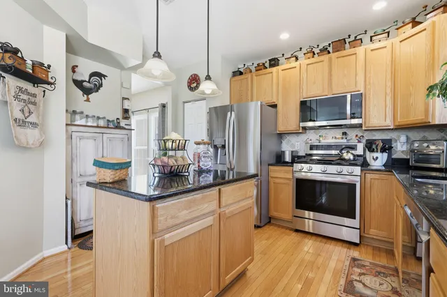 $725,000 | 4525 Deep Glen Way, Doylestown, PA 18902