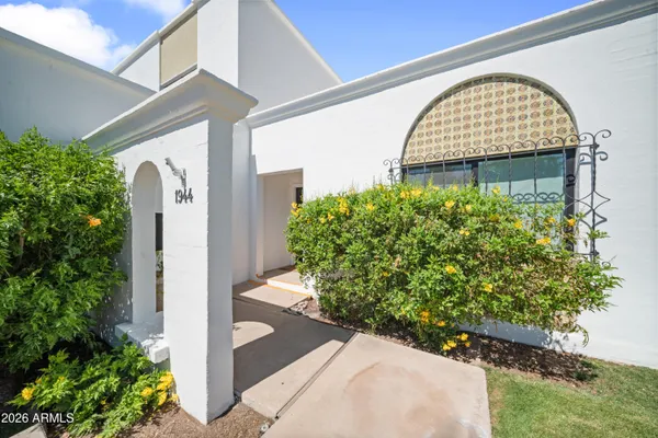 $825,000 | 1944 East Medlock Drive, Phoenix, AZ 85016