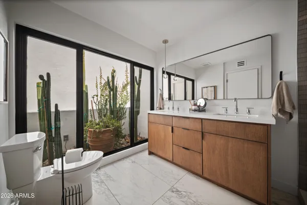 $825,000 | 1944 East Medlock Drive, Phoenix, AZ 85016