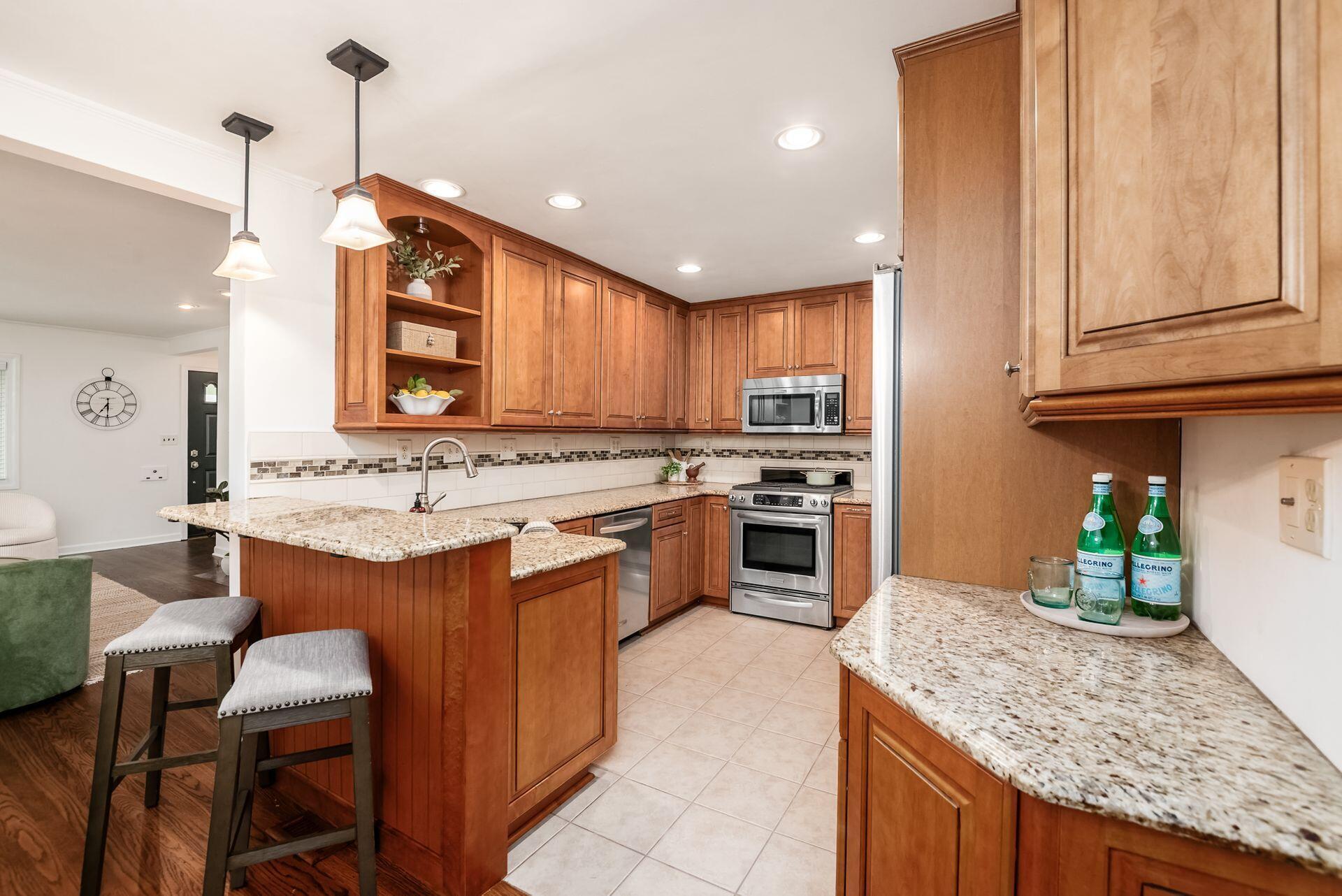 2228 Ridgeview Road Columbus, OH 43221 - Photo 9 of 51 Kitchen