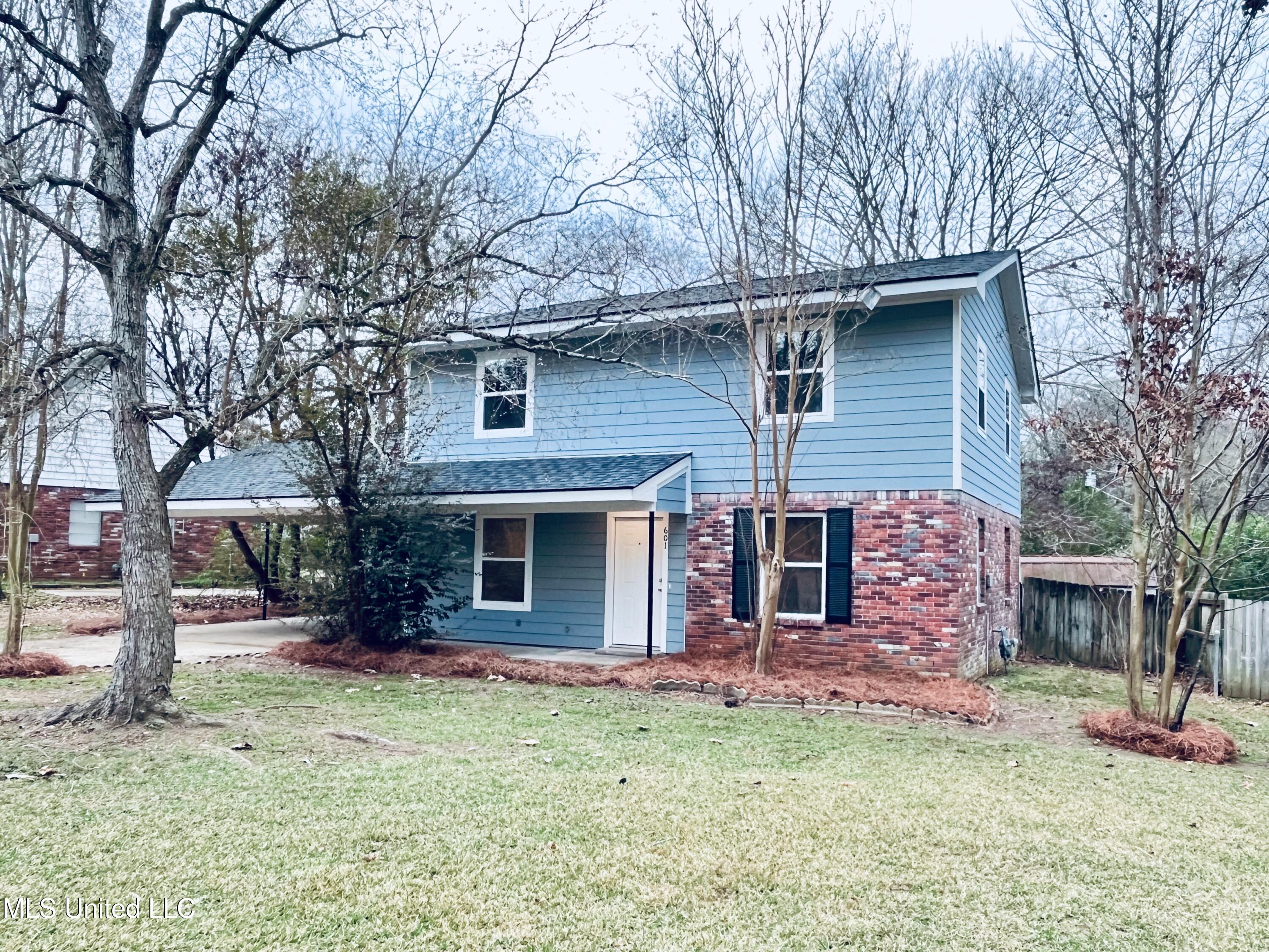 601 Bellevue Street Clinton, MS 39056 - Photo 2 of 53 IMG_1325