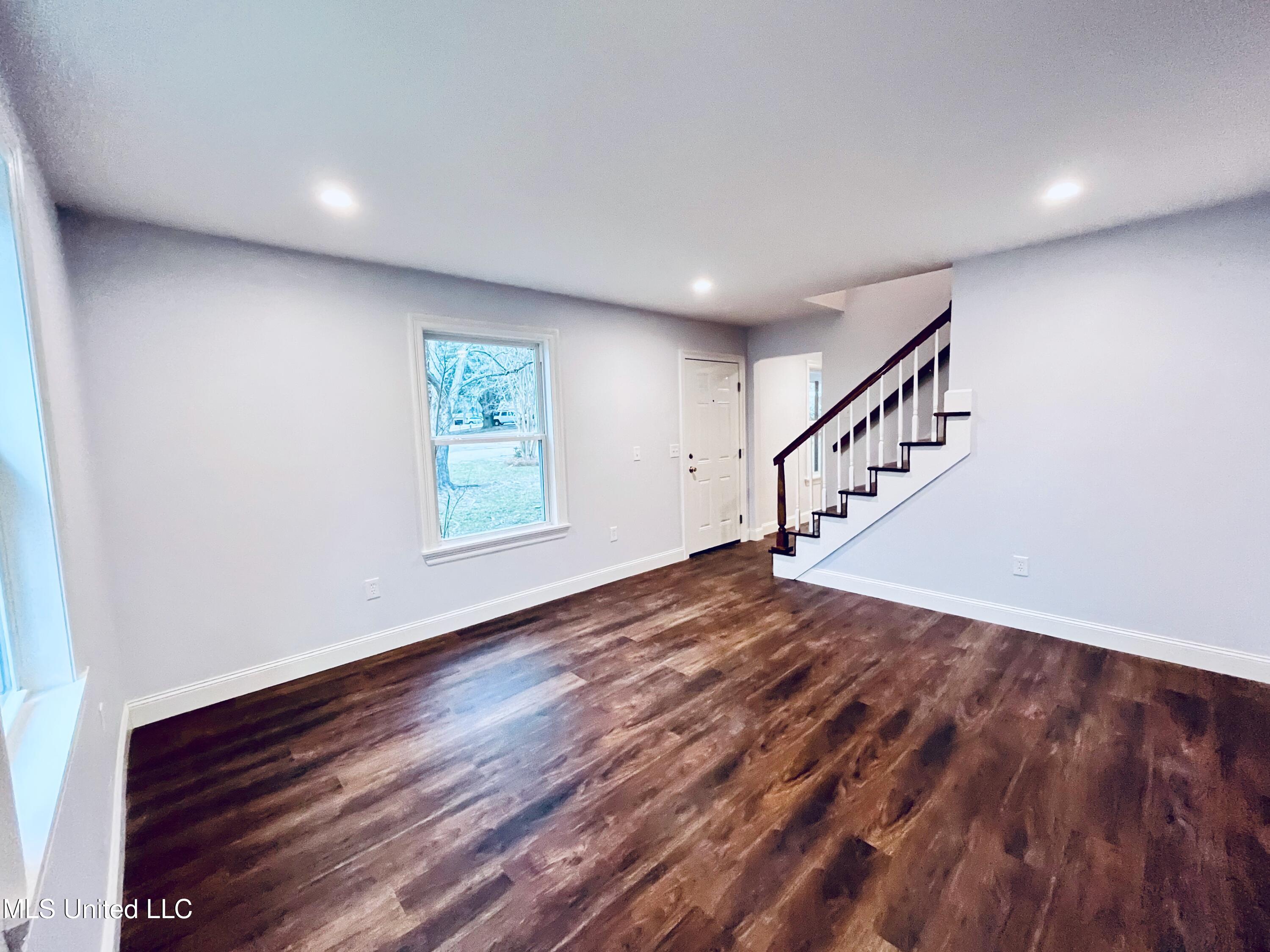 601 Bellevue Street Clinton, MS 39056 - Photo 25 of 53 IMG_1385