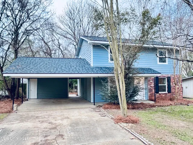 $212,000 | 601 Bellevue Street, Clinton, MS 39056