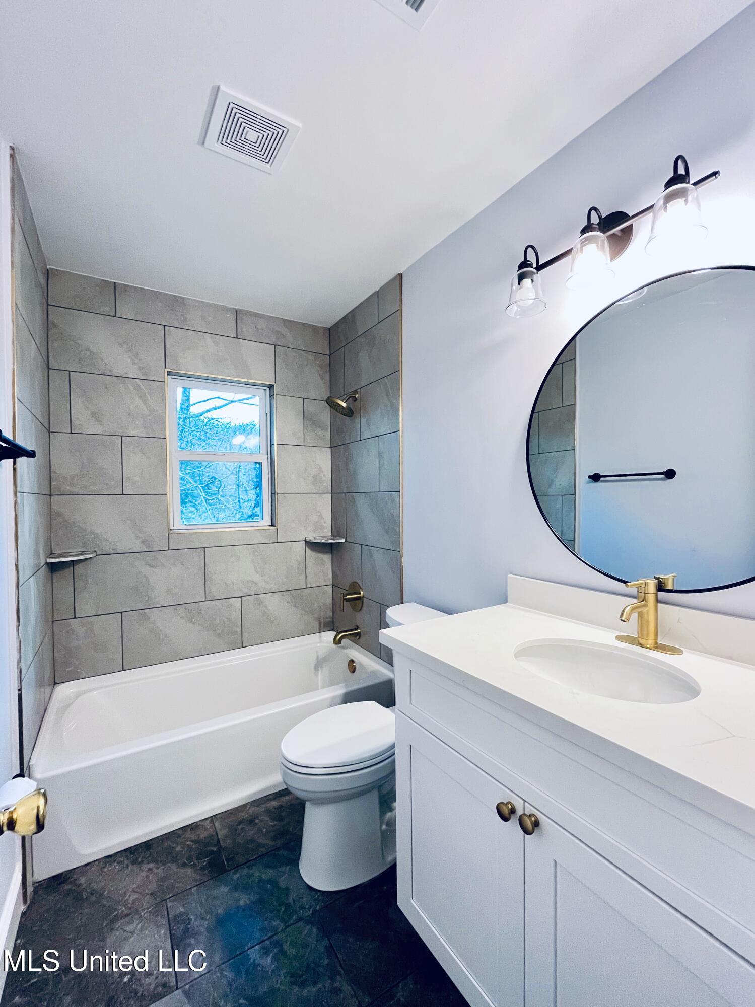 601 Bellevue Street Clinton, MS 39056 - Photo 34 of 53 IMG_1422