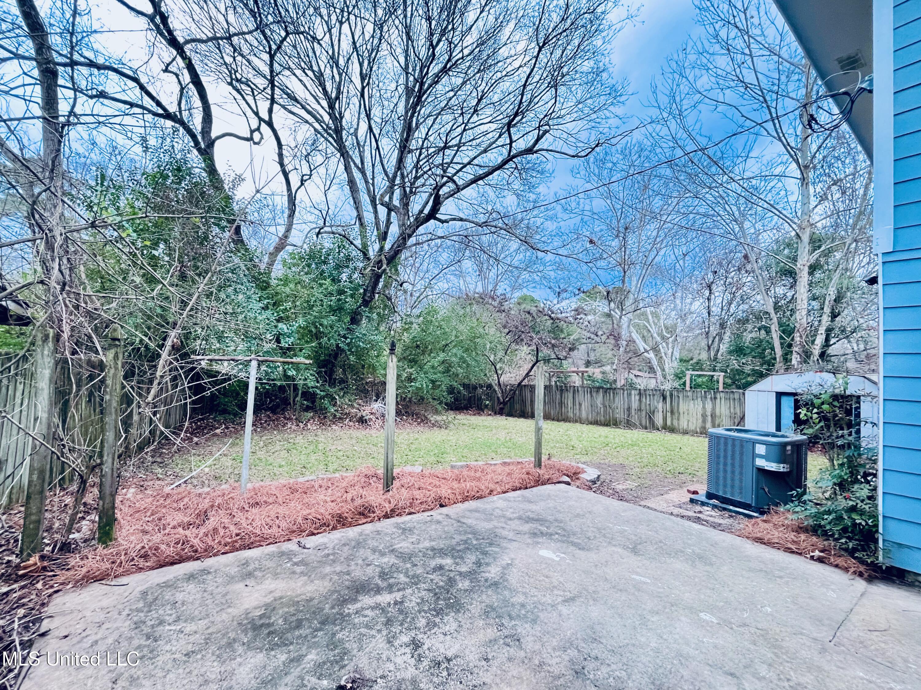 601 Bellevue Street Clinton, MS 39056 - Photo 7 of 53 IMG_1340