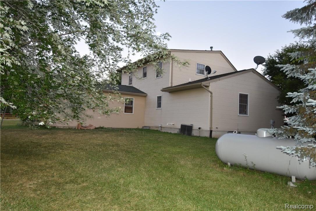 7800 West Allen Road Fowlerville, MI 48836 - Photo 41 of 66 DSC_0436.JPG